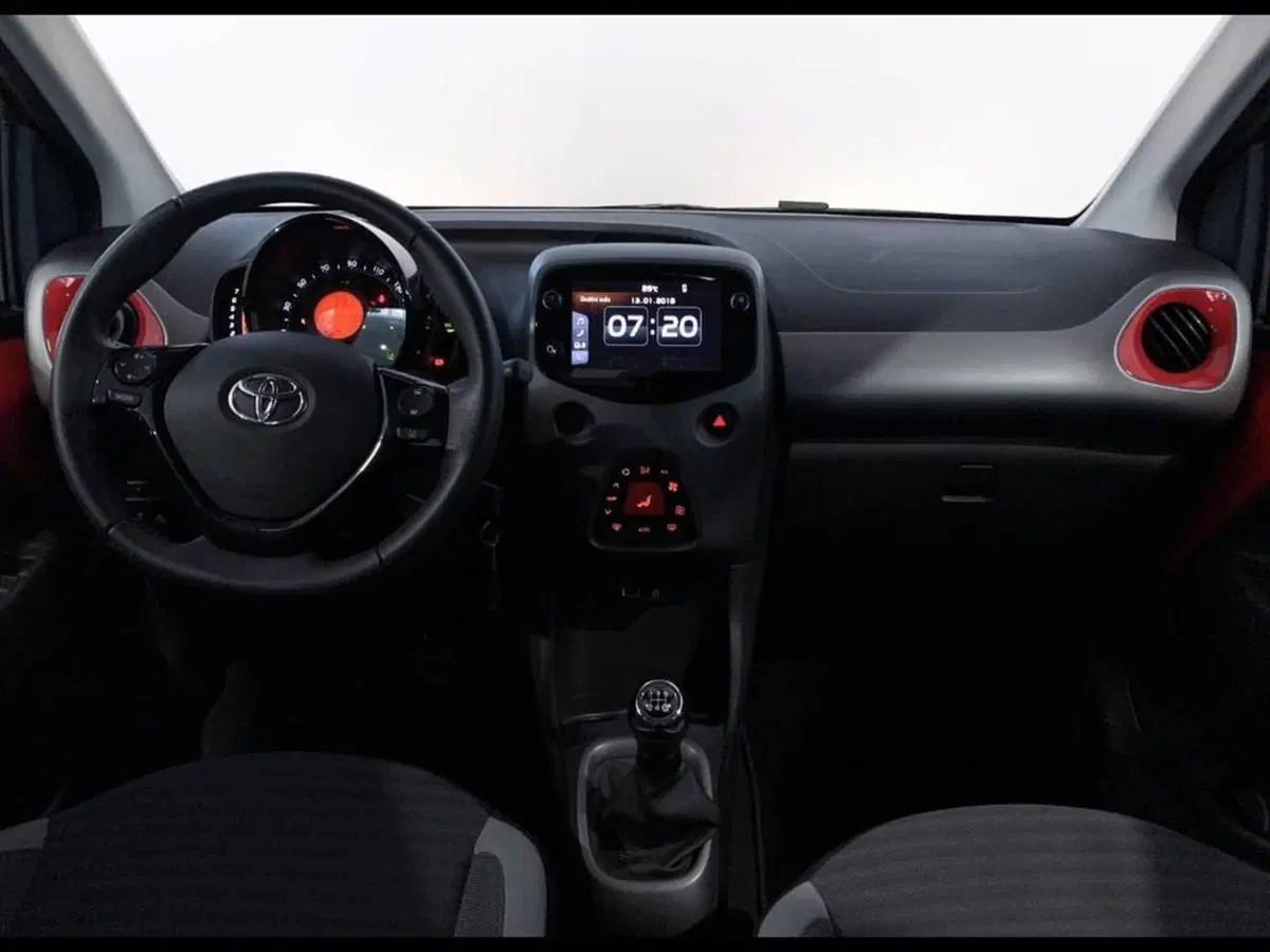 Toyota Aygo usata a Torino (9)