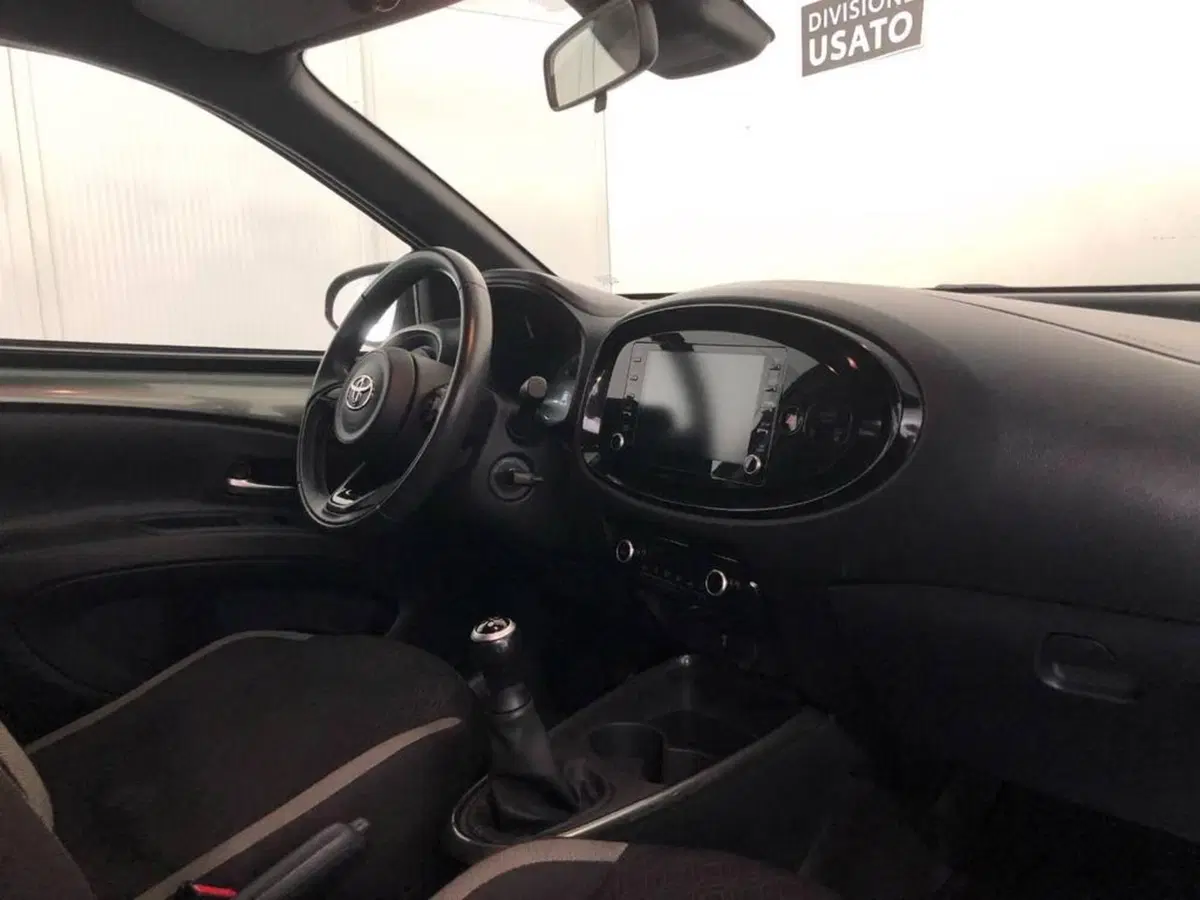 Toyota Aygo X usata a Torino (10)