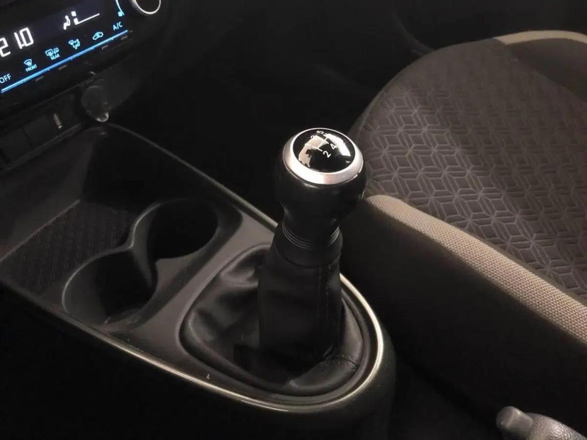 Toyota Aygo X usata a Torino (9)
