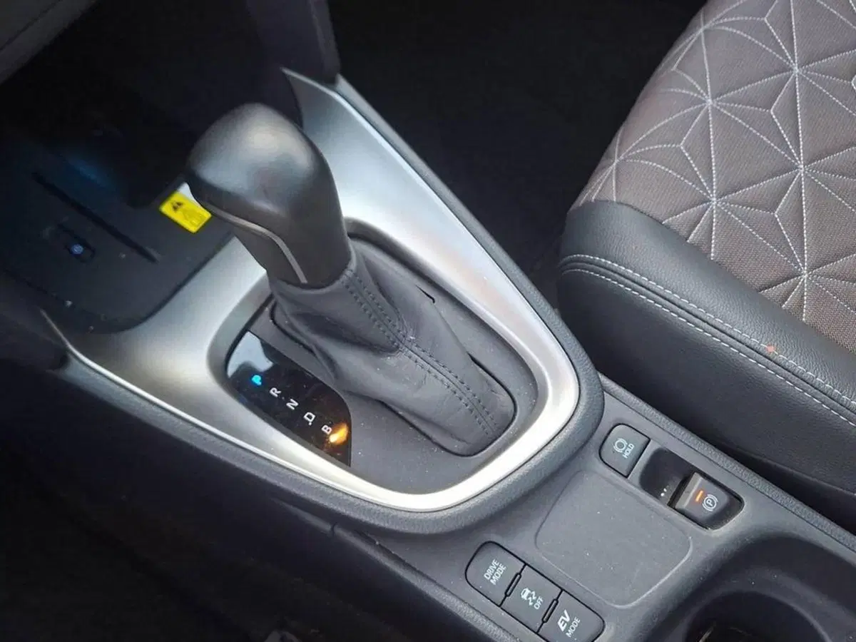 Toyota Yaris Cross usata a Torino (9)