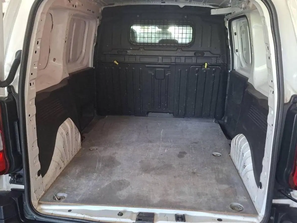 Toyota Proace City Furgone usata a Torino (13)