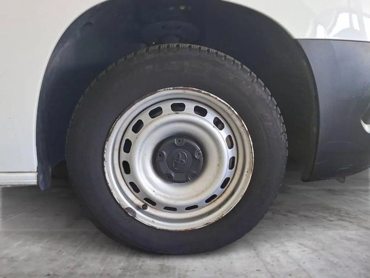 Toyota Proace City Furgone usata a Torino (6)