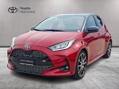 Toyota Yaris Cross 1.5h GR Sport Black Sky fwd 116cv e-cvt del 2023 usata a Torino
