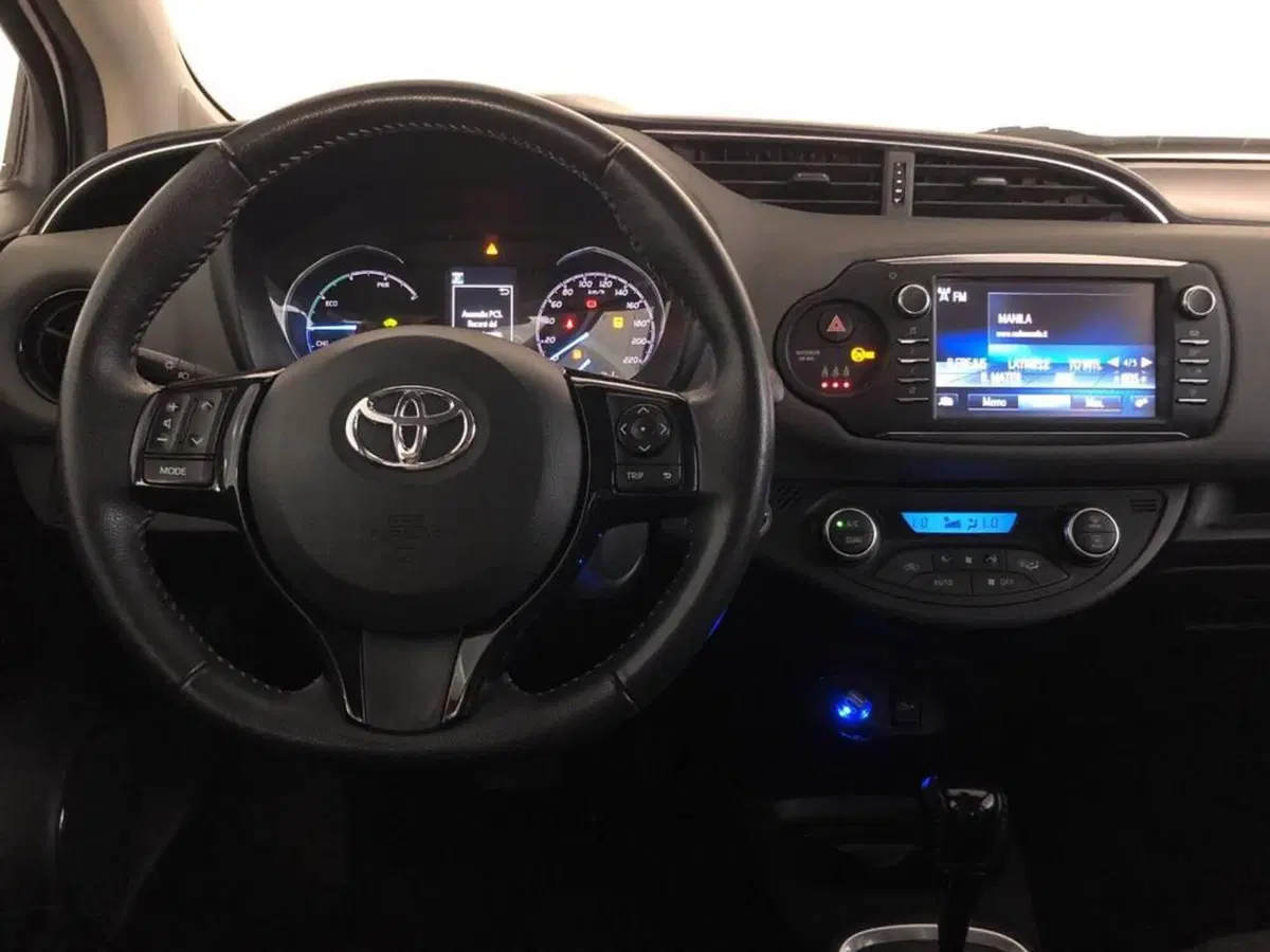 Toyota Yaris usata a Torino (9)