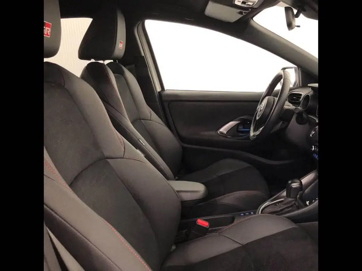 Toyota Yaris Cross usata a Torino (9)
