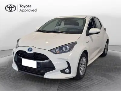Toyota Yaris Cross 1.5h GR Sport Black Sky fwd 116cv e-cvt del 2023 usata a Torino
