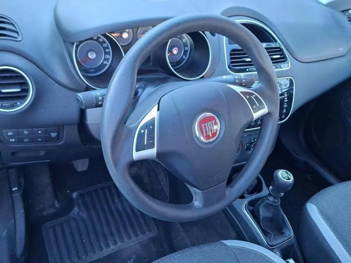Fiat Punto usata a Torino (10)