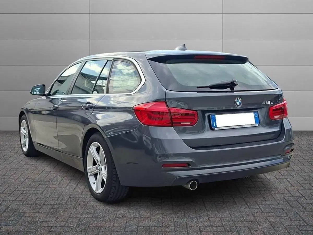 BMW Serie 3 Touring usata a Torino (2)