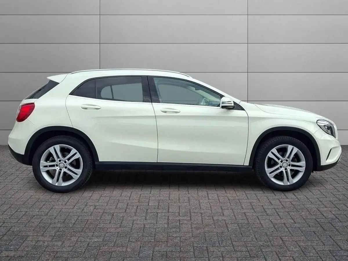 Mercedes-Benz GLA SUV usata a Torino (3)