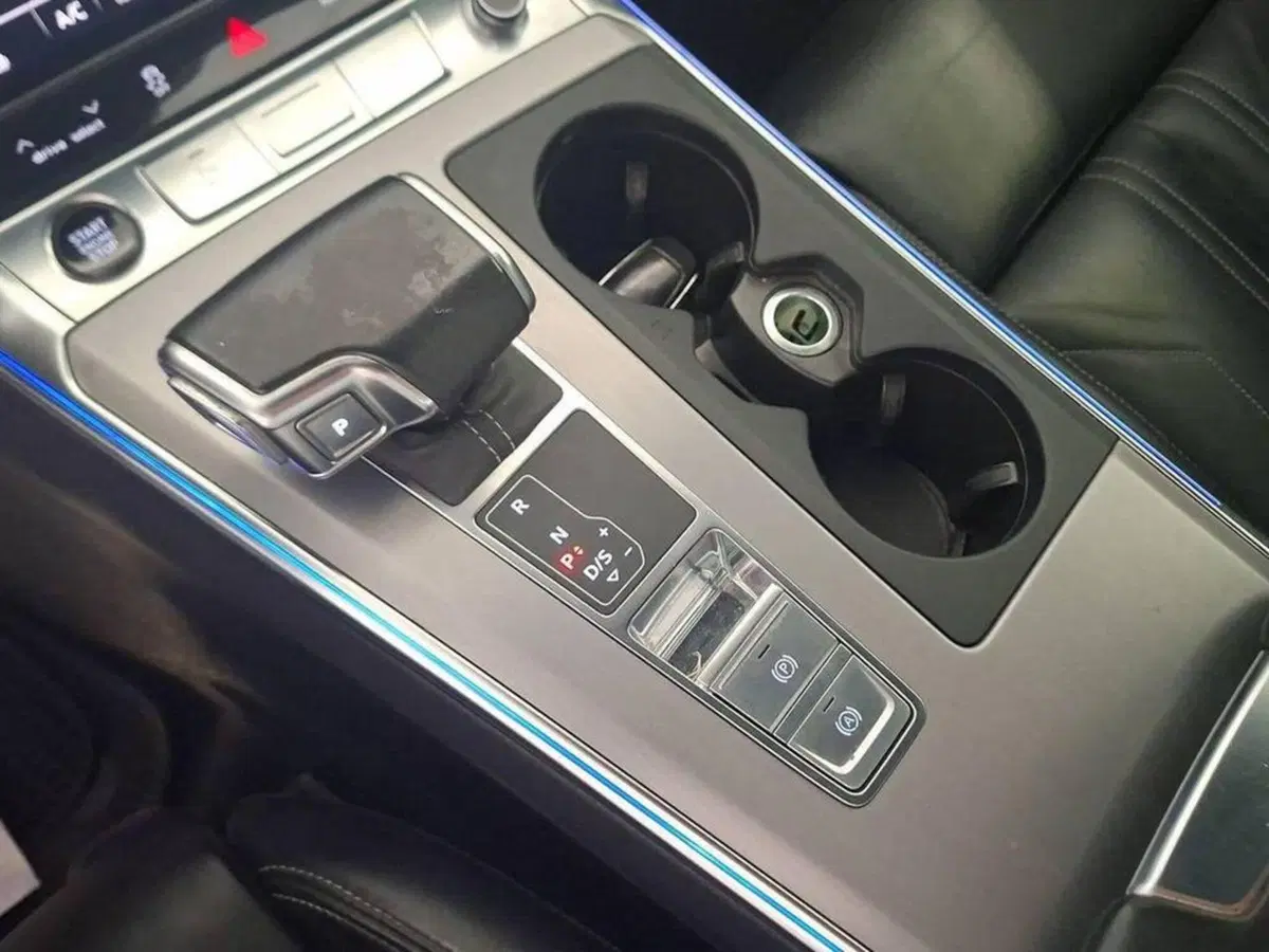 Audi A6 Avant usata a Torino (8)