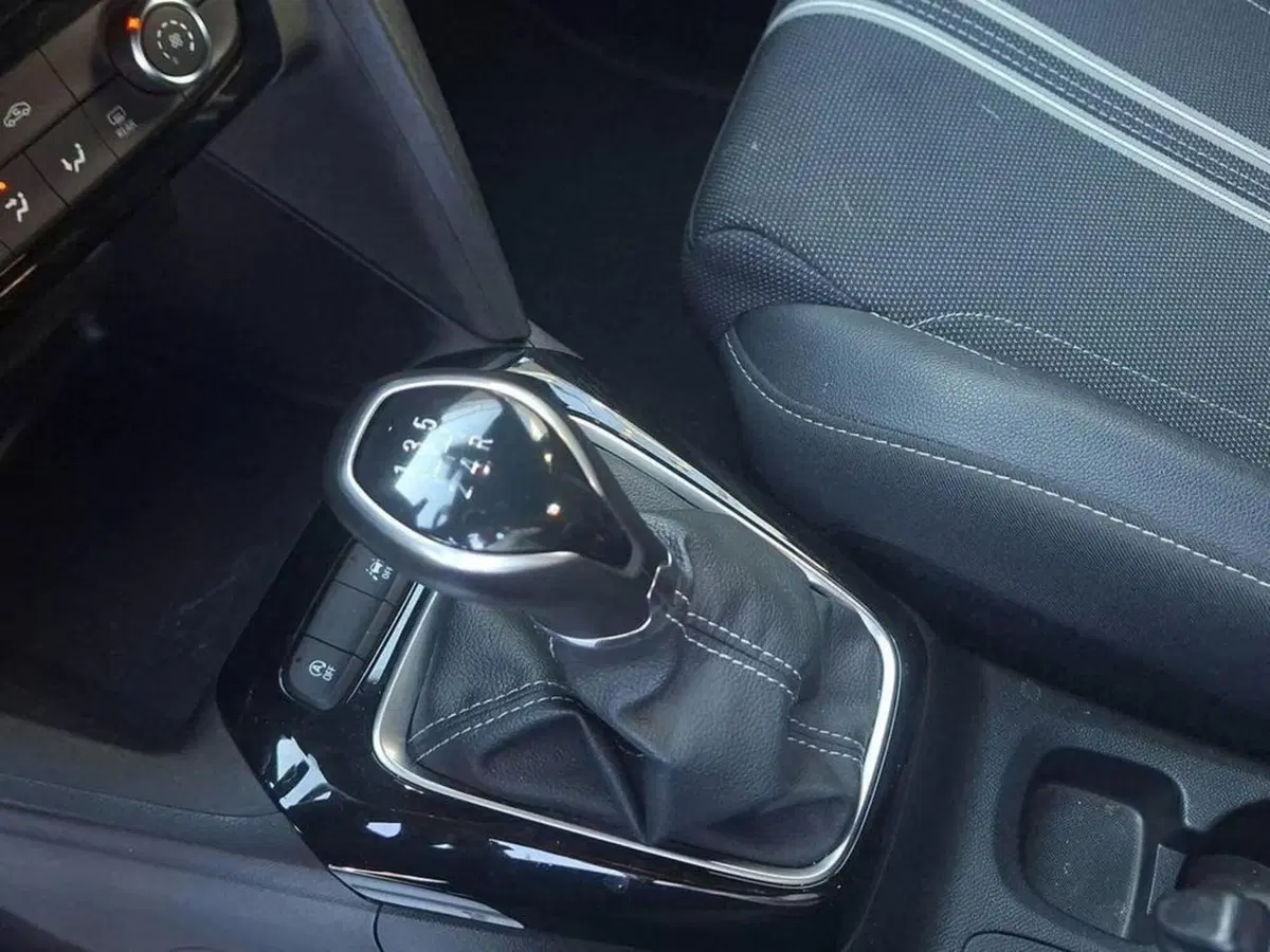 Opel Corsa usata a Torino (8)