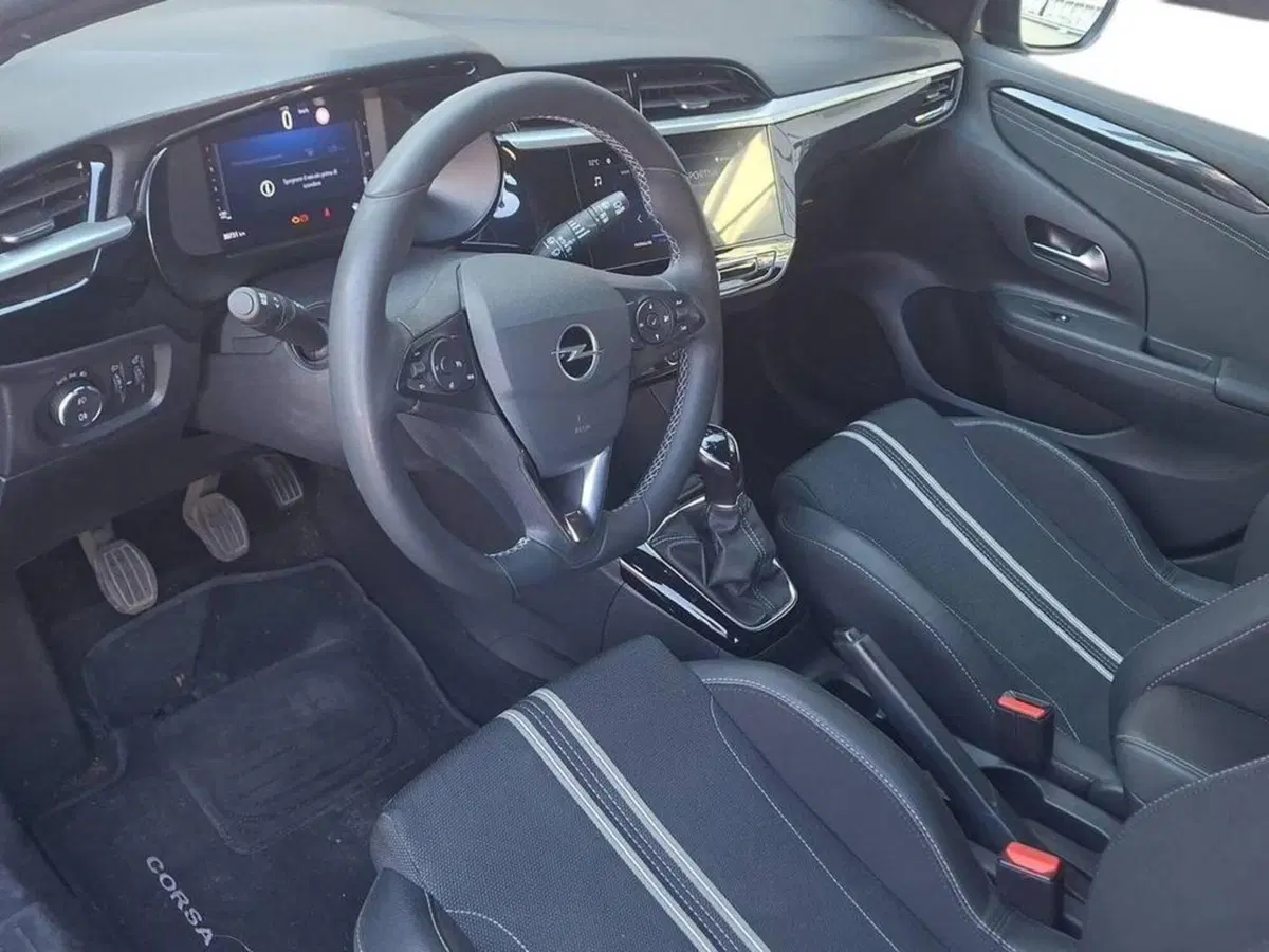 Opel Corsa usata a Torino (9)