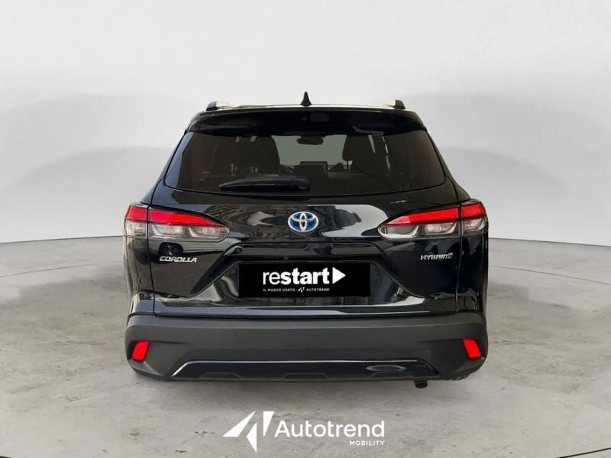 Toyota Corolla Cross Hybrid usata a Lecce (4)