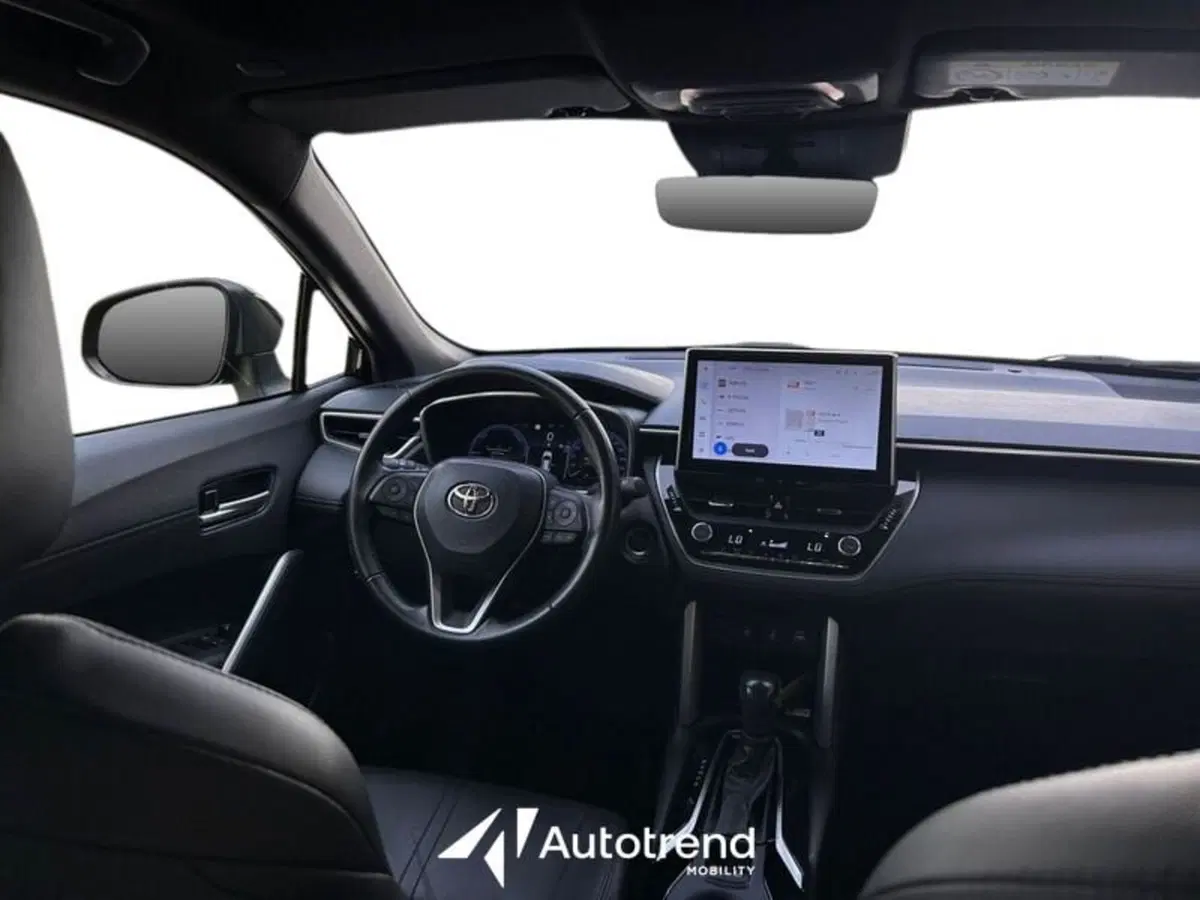 Toyota Corolla Cross Hybrid usata a Lecce (7)
