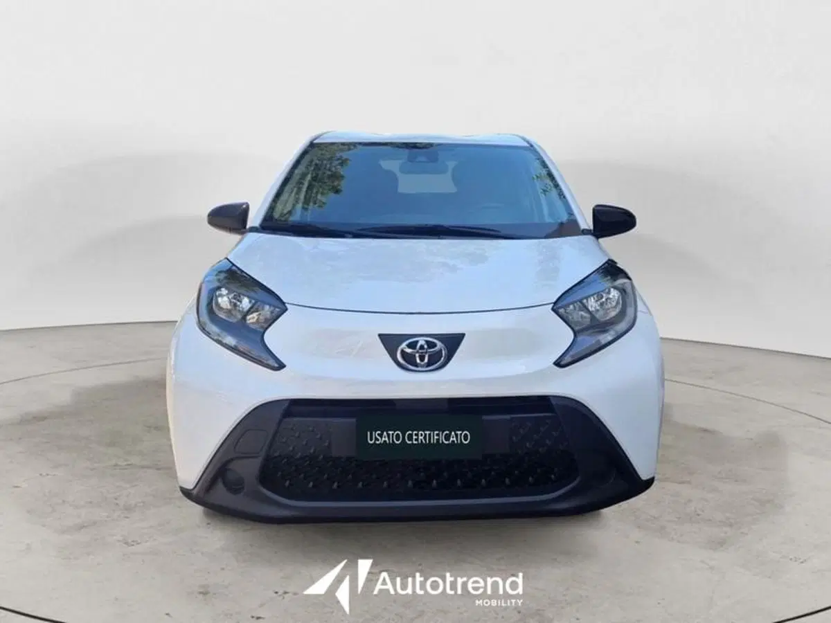 Toyota Aygo X usata a Lecce (2)
