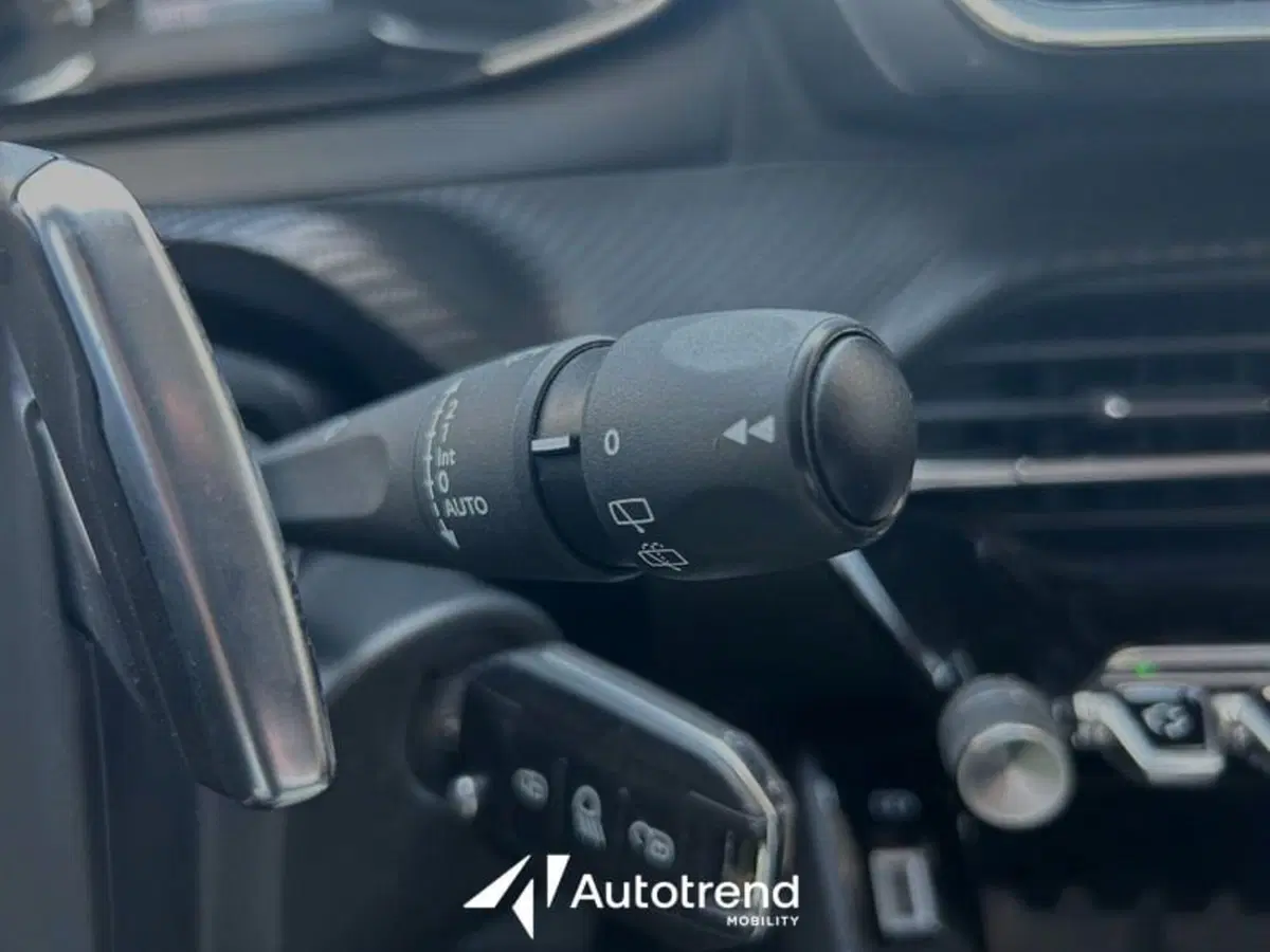 Peugeot 2008 usata a Lecce (11)