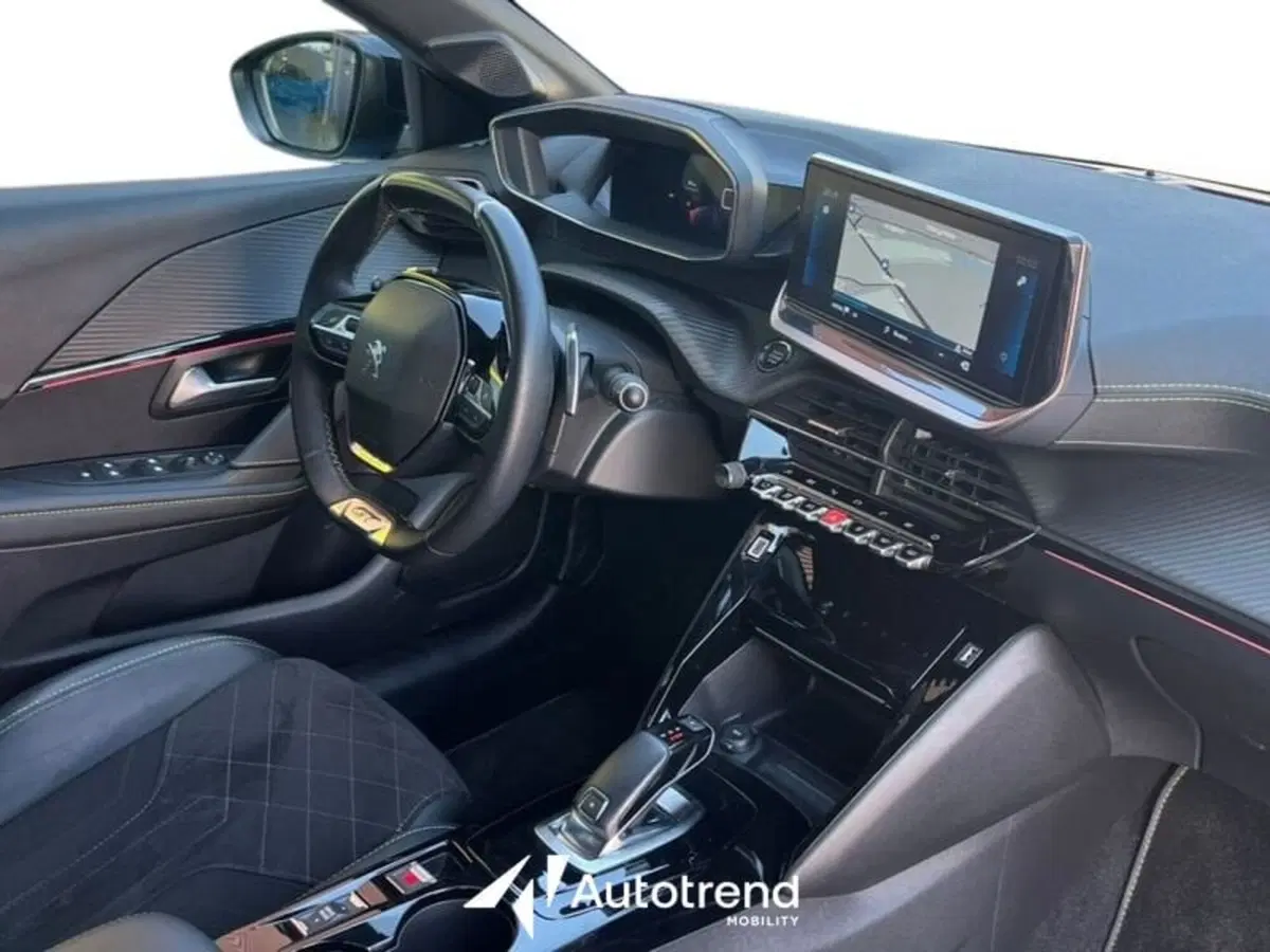 Peugeot 208 usata a Lecce (9)