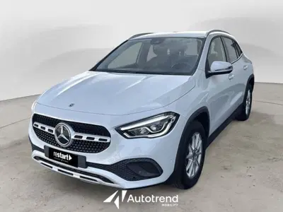 Mercedes-Benz GLB 180 d Business Extra auto 7p.ti del 2021 usata a Lecce