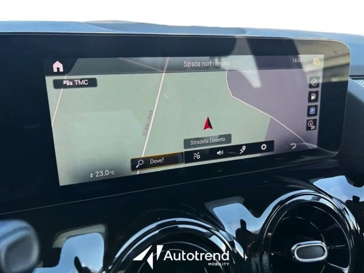 Mercedes-Benz GLB usata a Lecce (13)