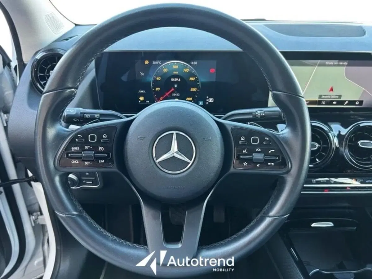 Mercedes-Benz GLB usata a Lecce (9)
