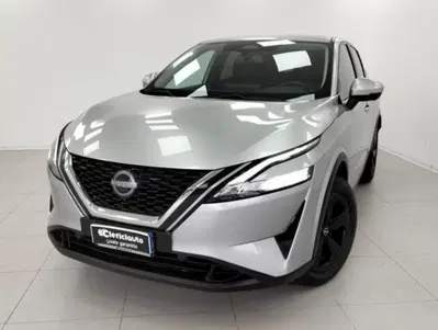Nissan Qashqai 1.3 mhev N-Connecta 4wd 158cv xtronic del 2023 usata a Lurate Caccivio