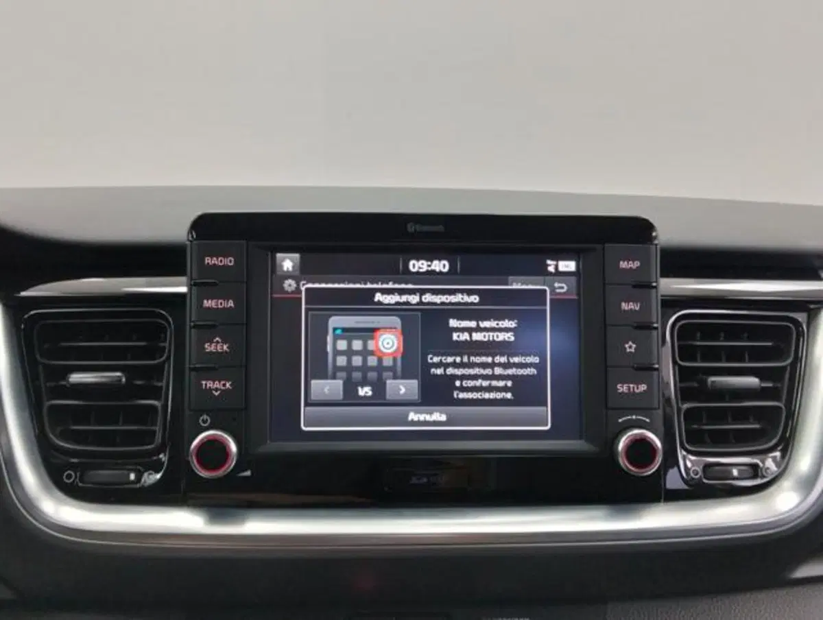 Kia Stonic usata a Como (14)