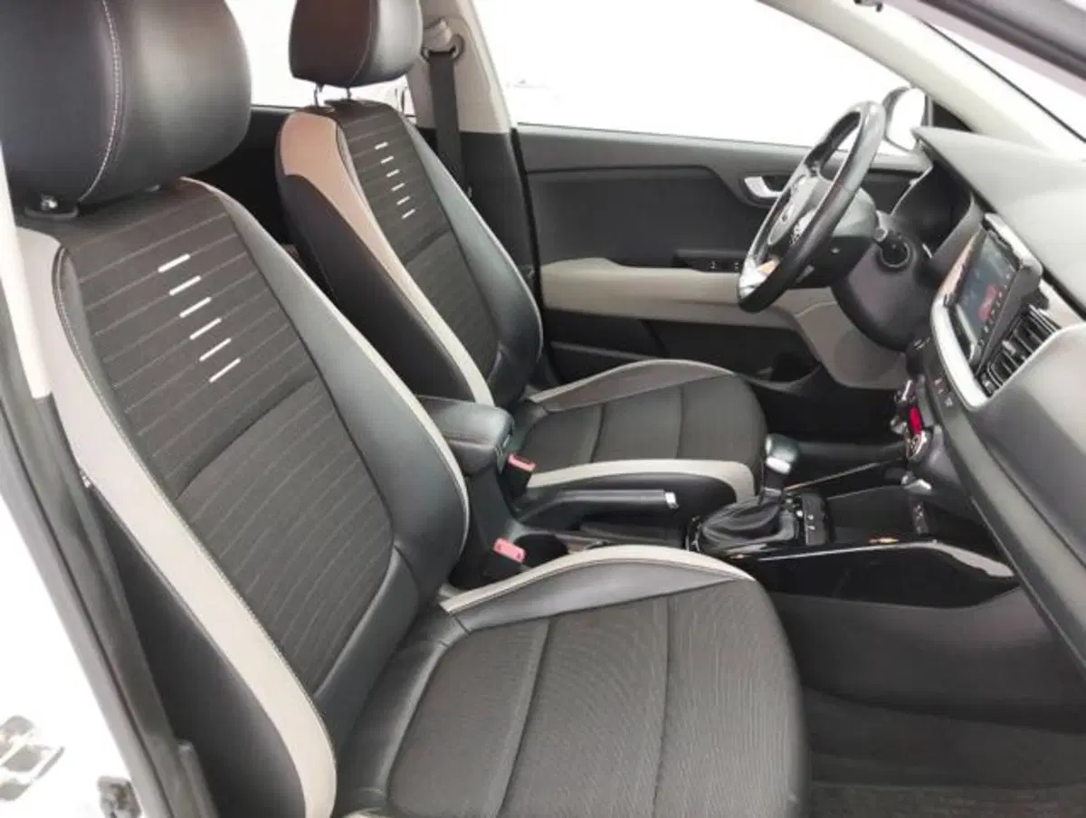 Kia Stonic usata a Como (3)