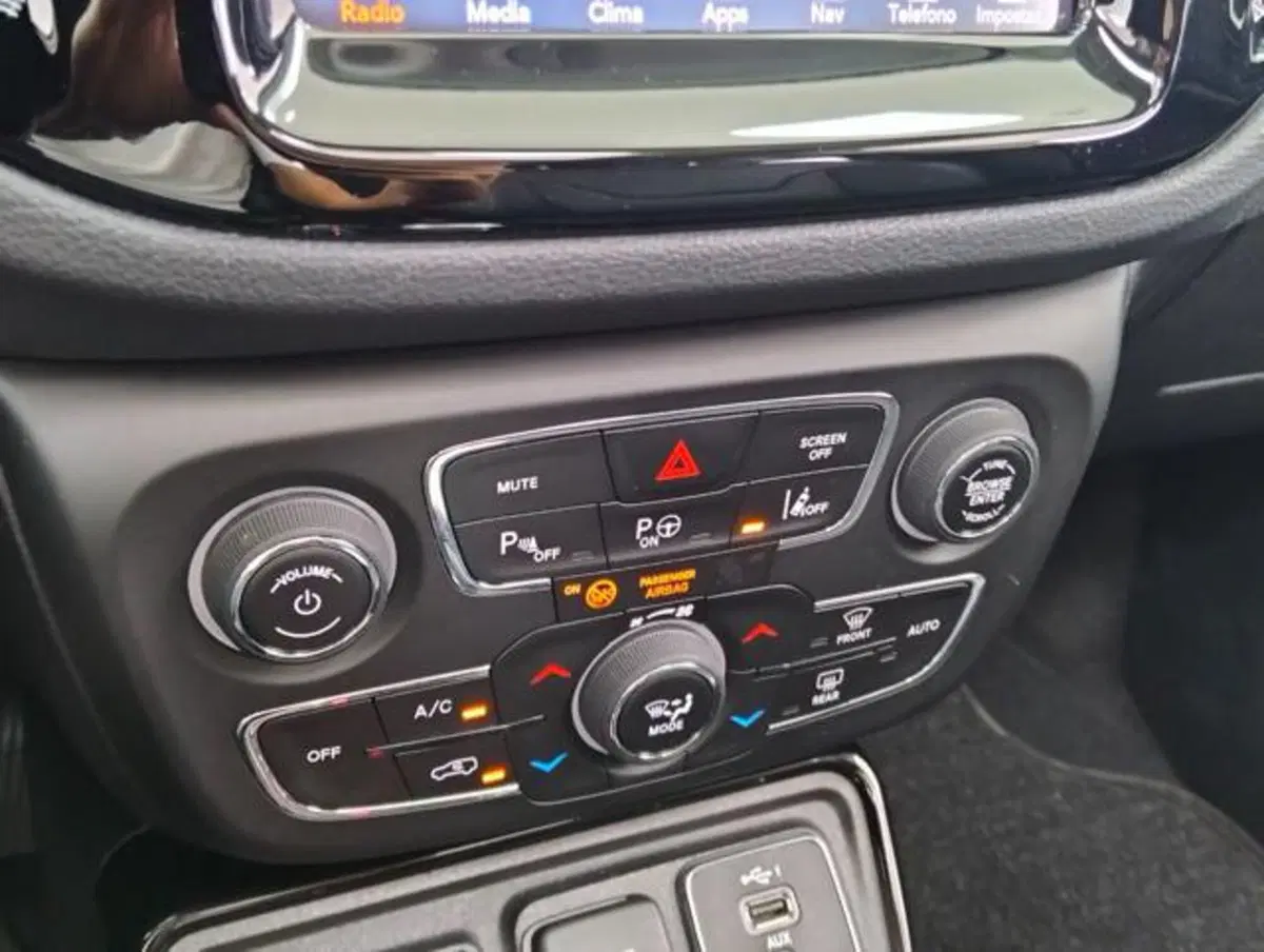 Jeep Compass usata a Como (16)