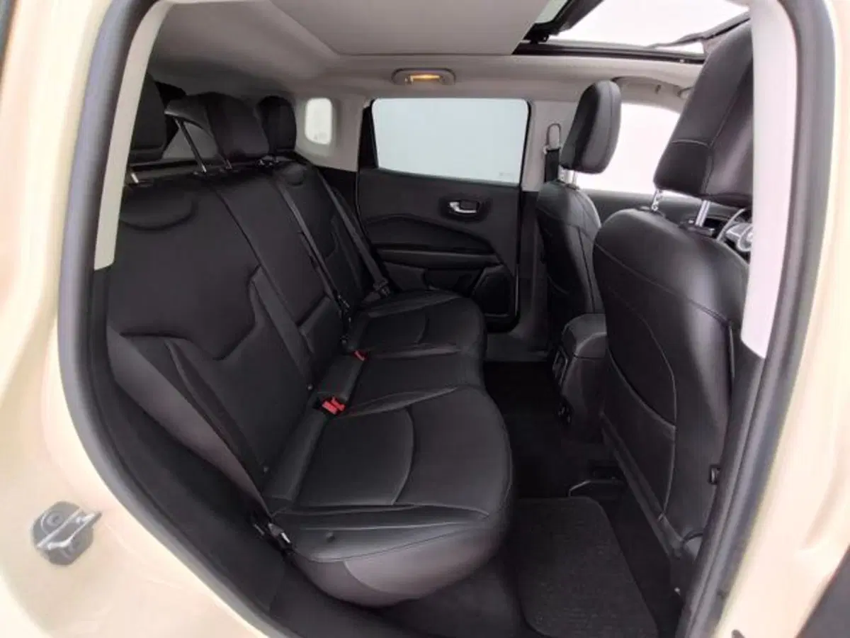 Jeep Compass usata a Como (5)