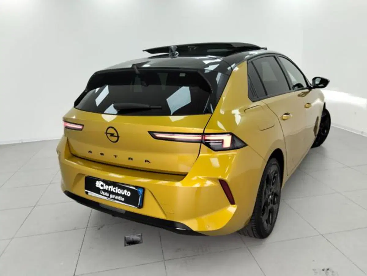 Opel Astra Station Wagon usata a Como (2)