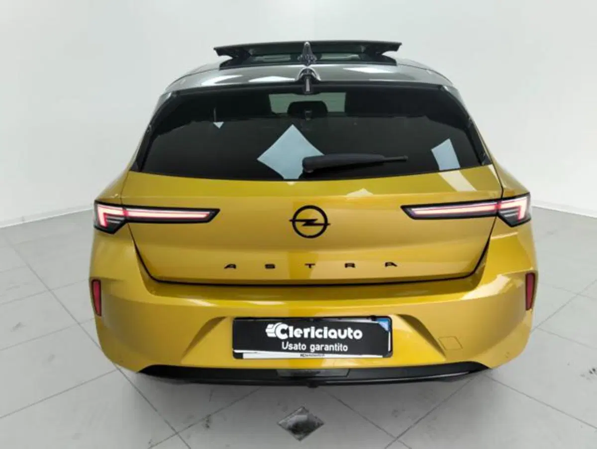 Opel Astra Station Wagon usata a Como (7)