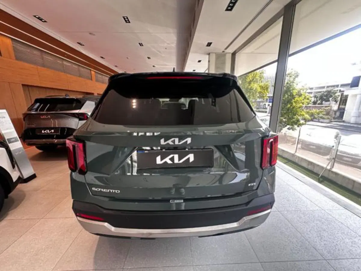 Kia Sorento nuova a Como (2)