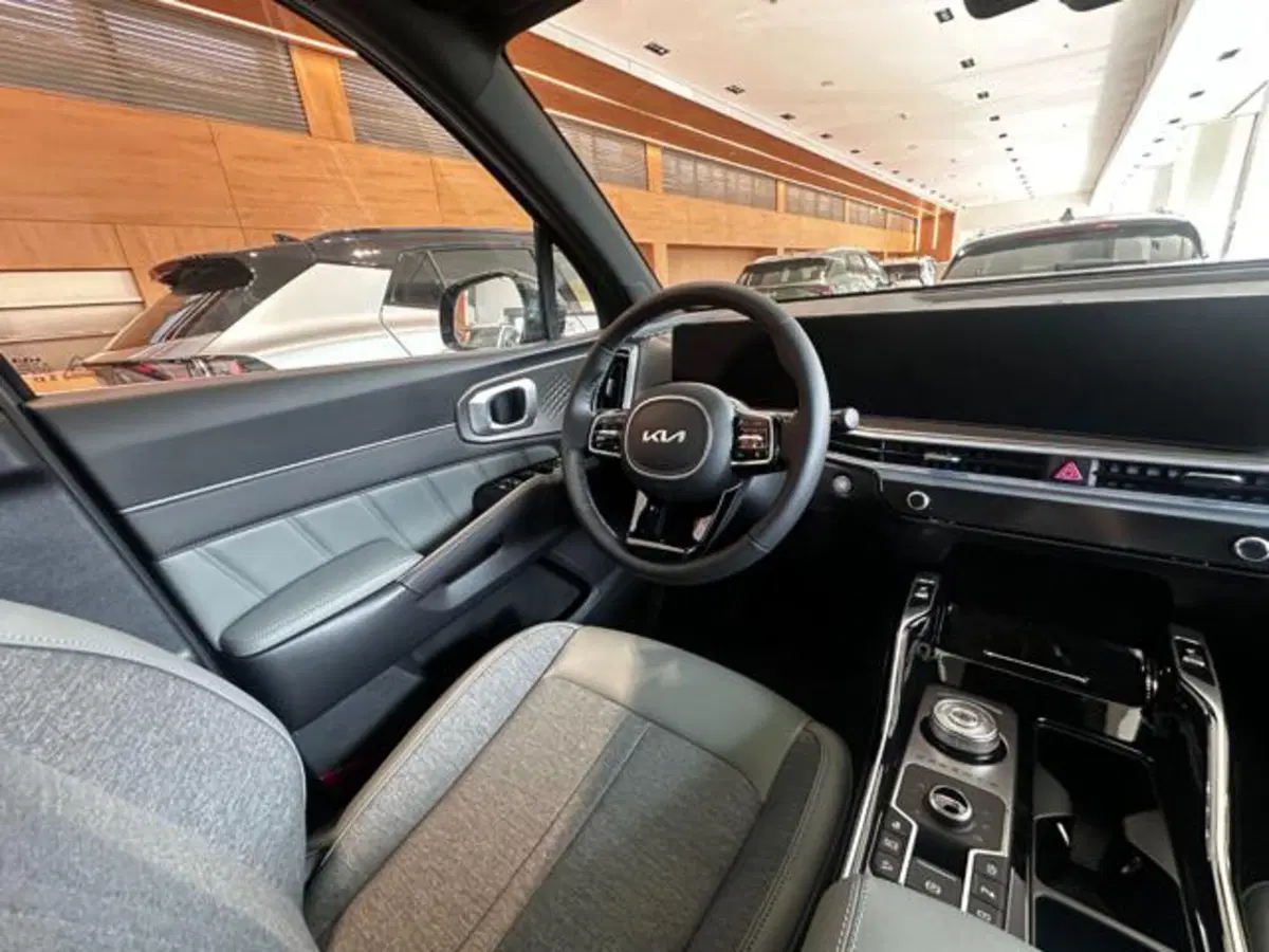 Kia Sorento nuova a Como (3)