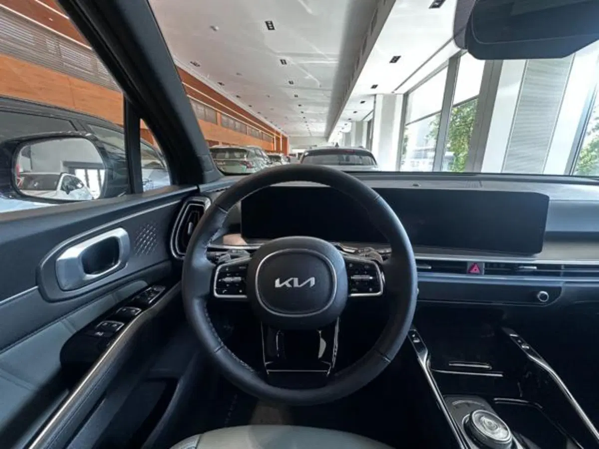 Kia Sorento nuova a Como (5)