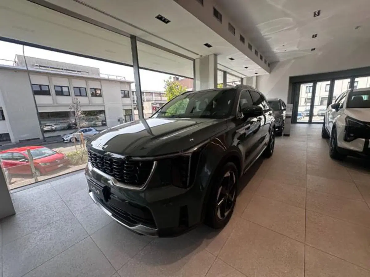 Kia Sorento nuova a Como (8)