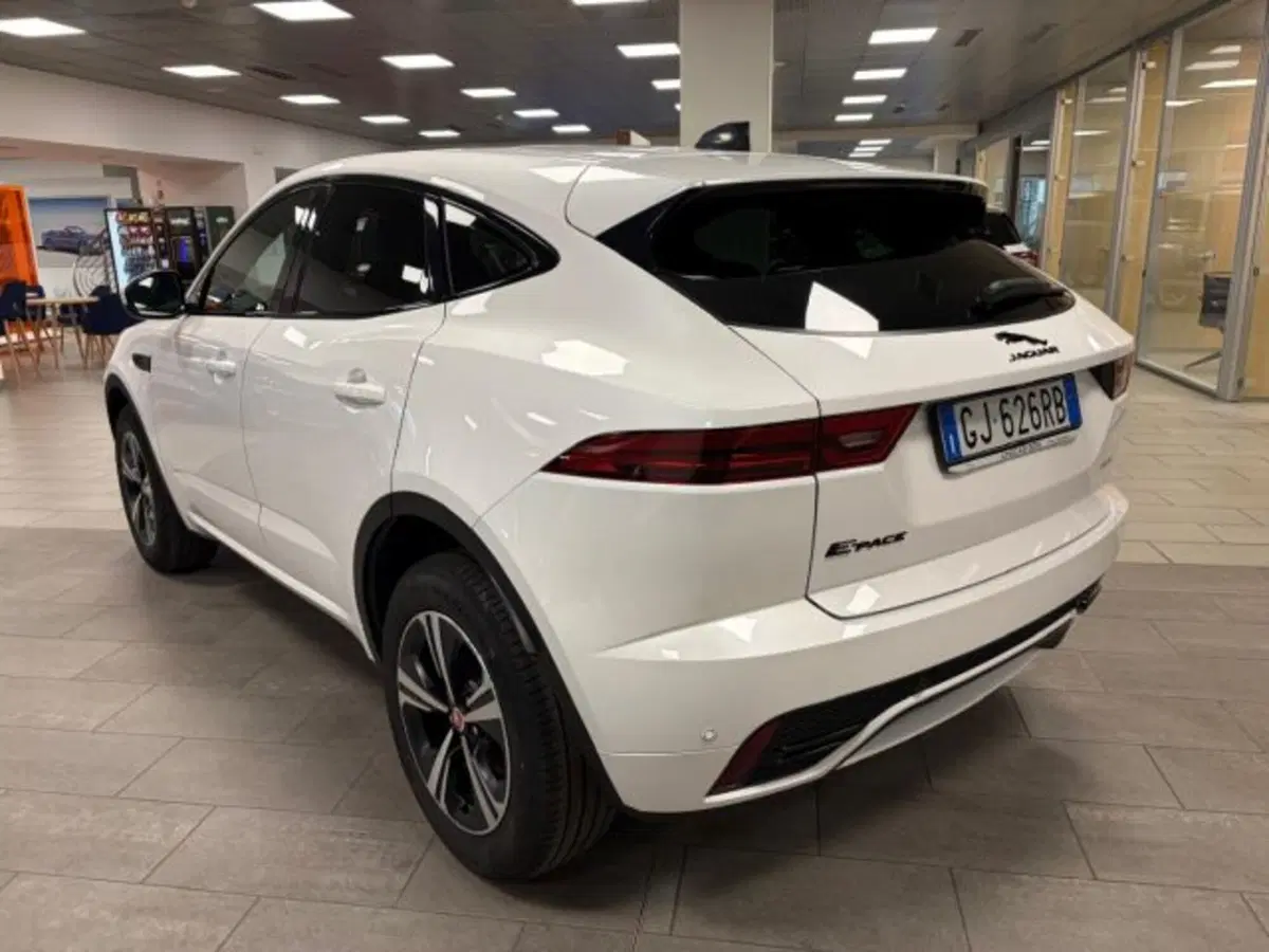 Jaguar E-Pace usata a Cuneo (5)