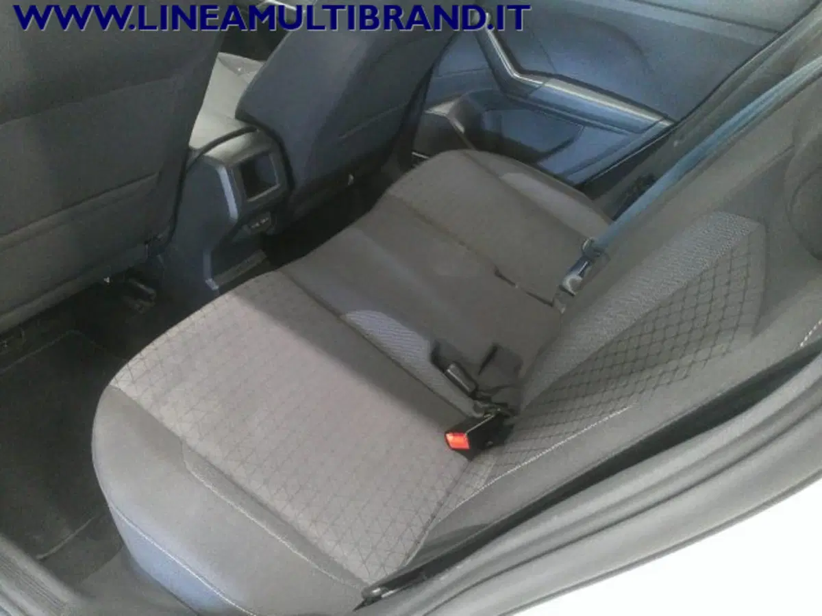 Volkswagen T-Cross usata a Piacenza (14)
