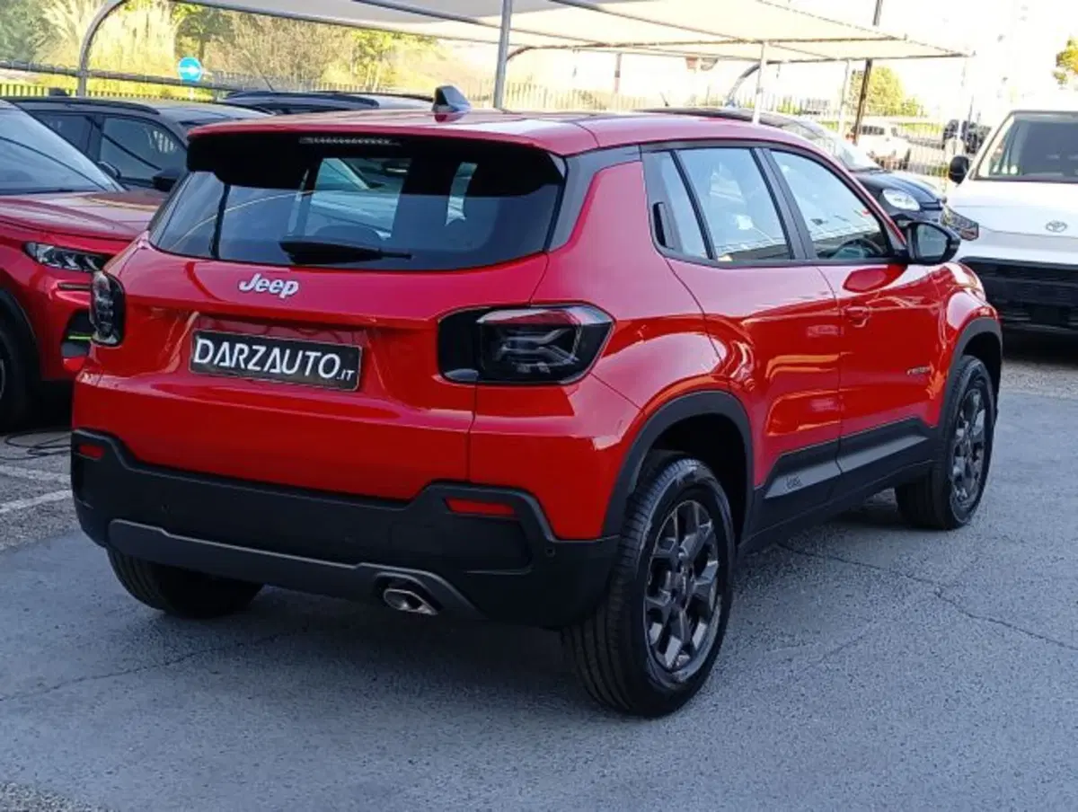 Jeep Avenger nuova a Brescia (5)