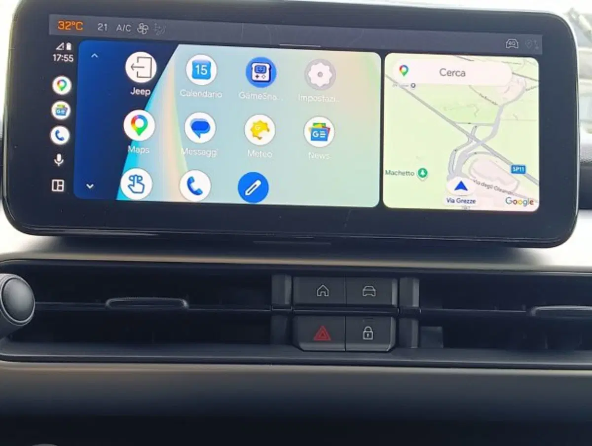 Jeep Avenger nuova a Brescia (10)