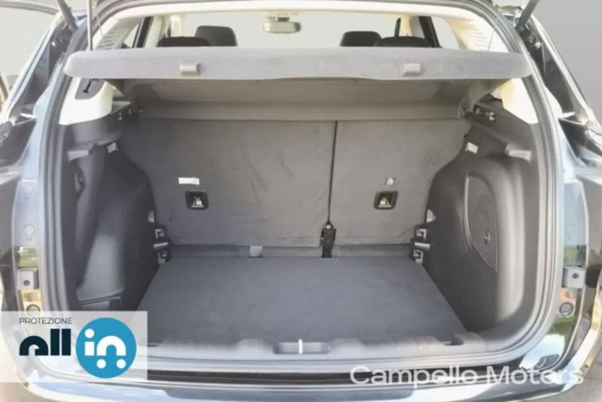 Jeep Compass nuova a Venezia (13)