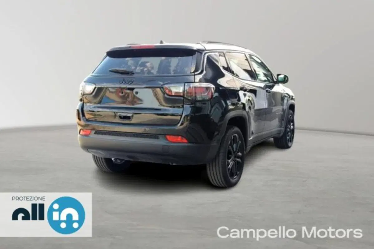 Jeep Compass nuova a Venezia (4)