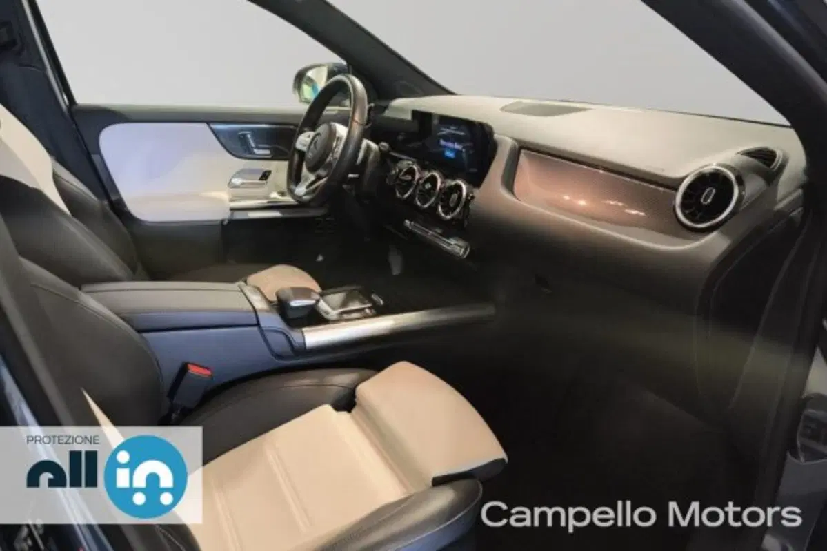 Mercedes-Benz GLA SUV usata a Venezia (12)