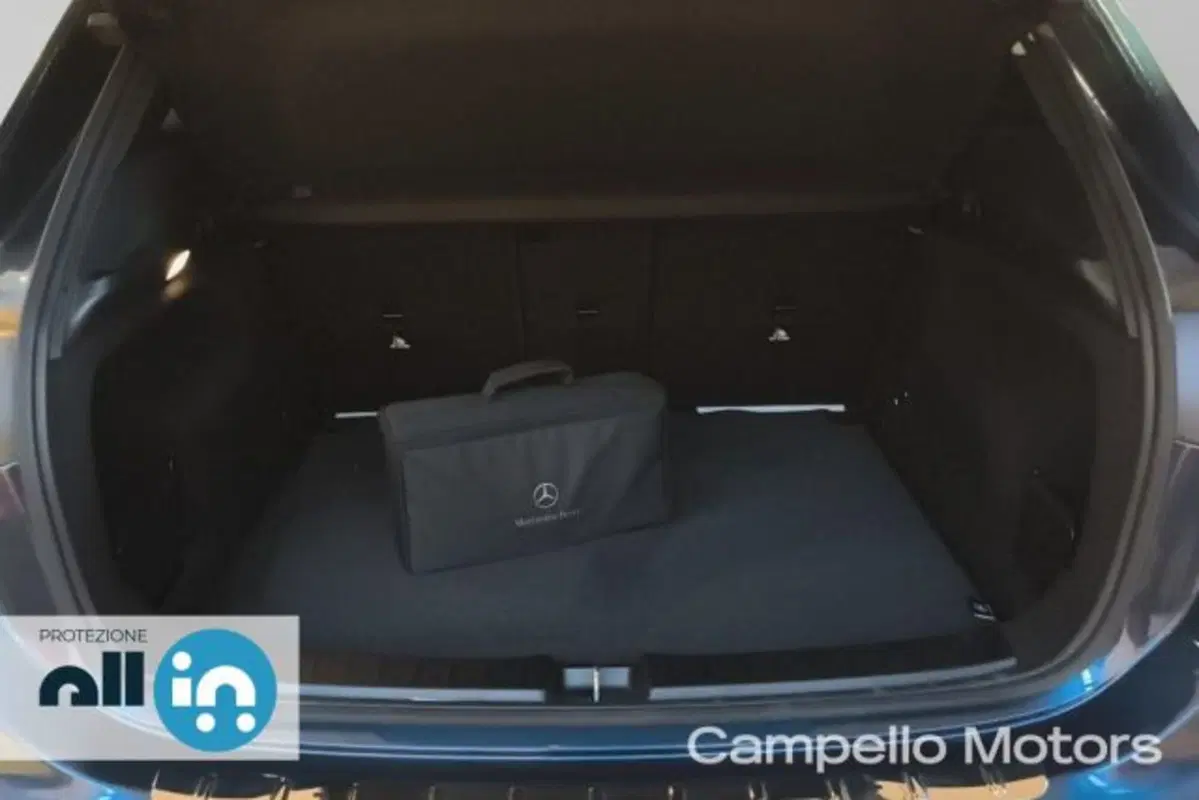 Mercedes-Benz GLA SUV usata a Venezia (14)