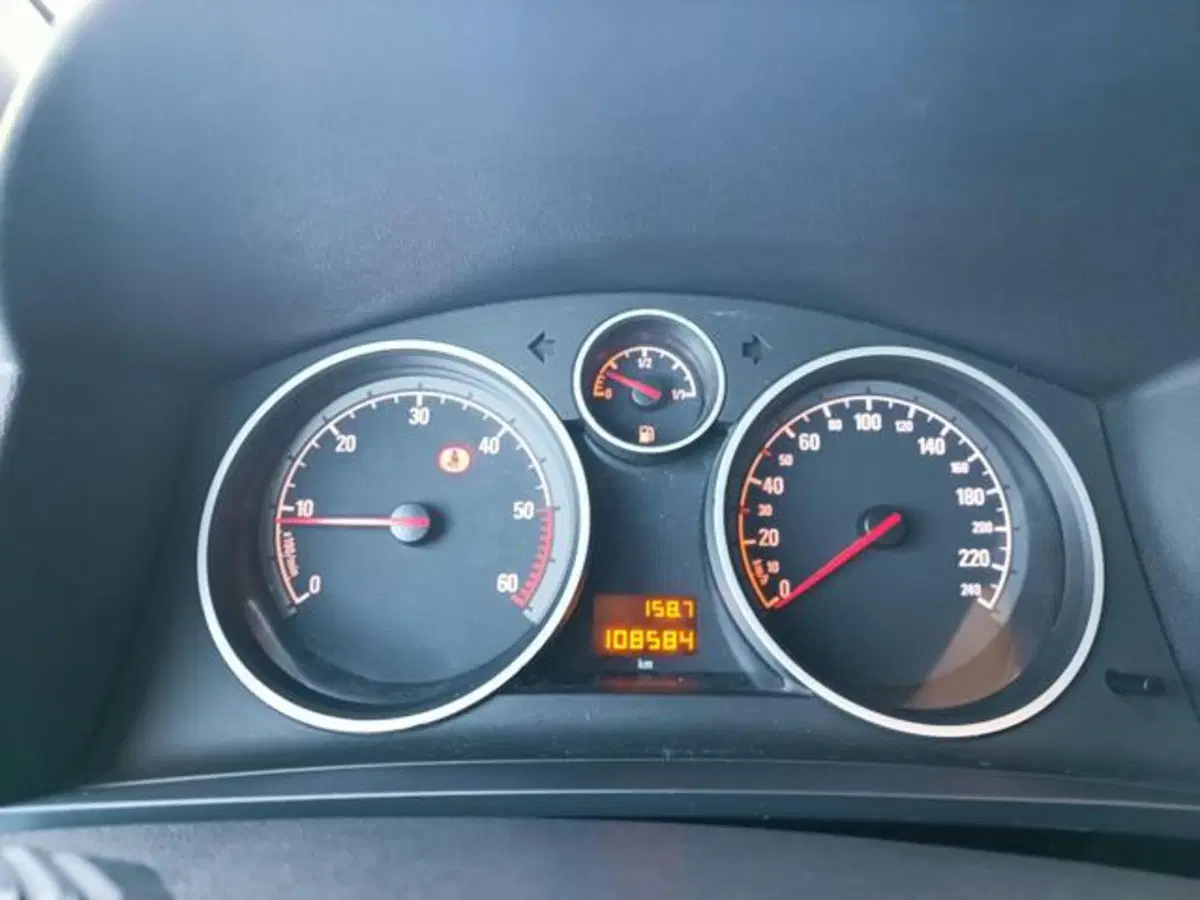 Opel Zafira usata a Pisa (2)