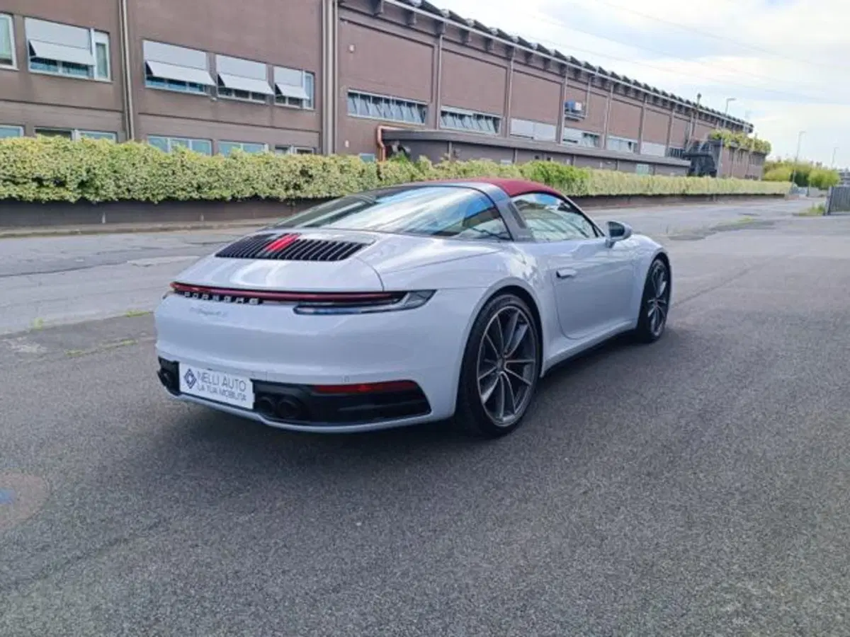 Porsche 911 Cabrio usata a Pisa (18)