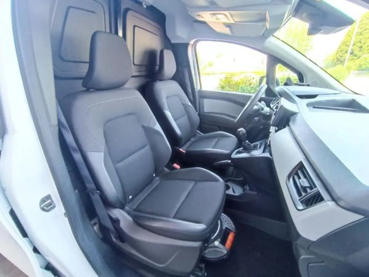 Renault Kangoo usata a Pisa (10)