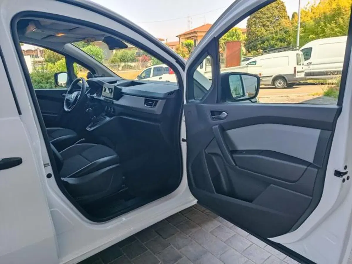 Renault Kangoo usata a Pisa (11)