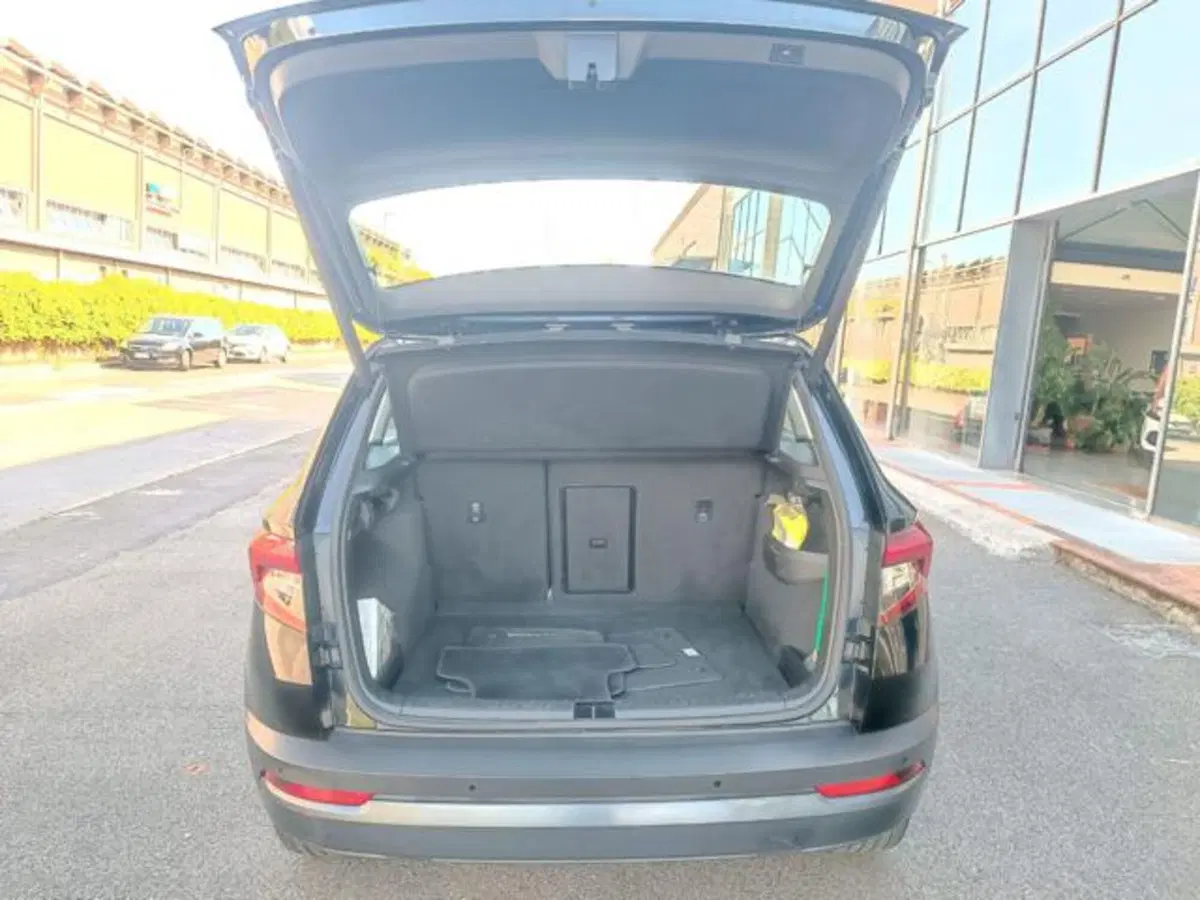 Skoda Karoq usata a Pisa (9)