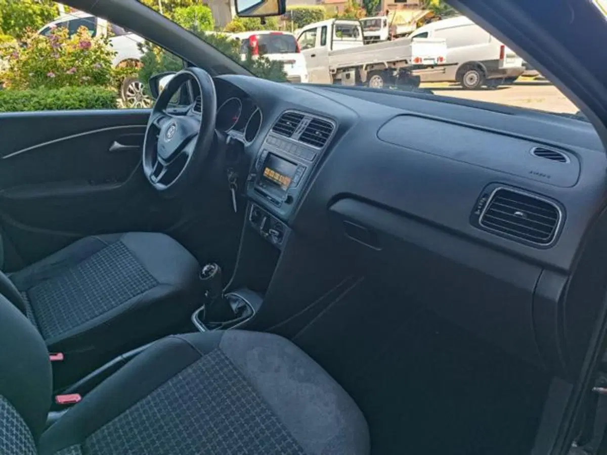 Volkswagen Polo usata a Pisa (16)