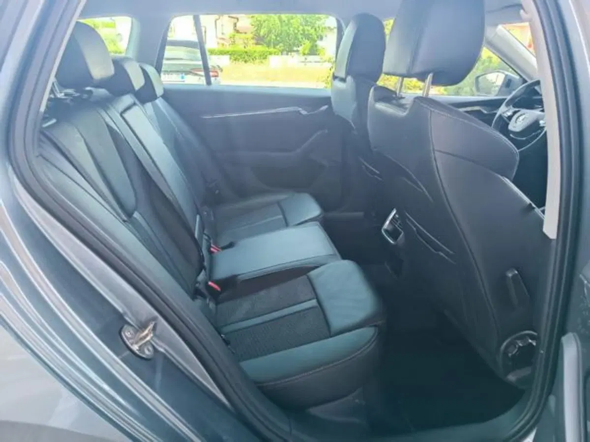 Skoda Octavia Station Wagon usata a Pisa (18)
